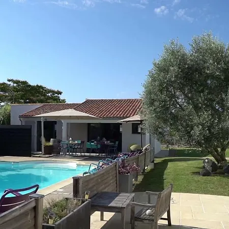 Bed & Breakfast Couette Et Cafe De Loix