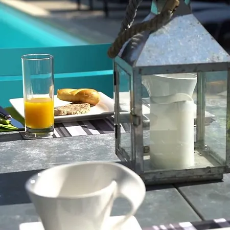 Couette Et Cafe De Alojamento de Acomodação e Pequeno-almoço